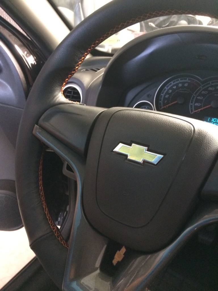 Volante Esportivo e Manopla
